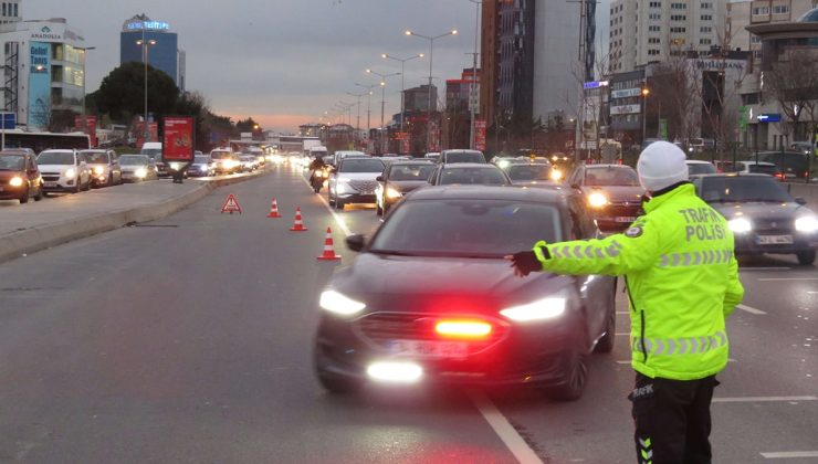 Çakar ve tepe lambası kullananlara hem ceza hem psikolojik test geliyor!